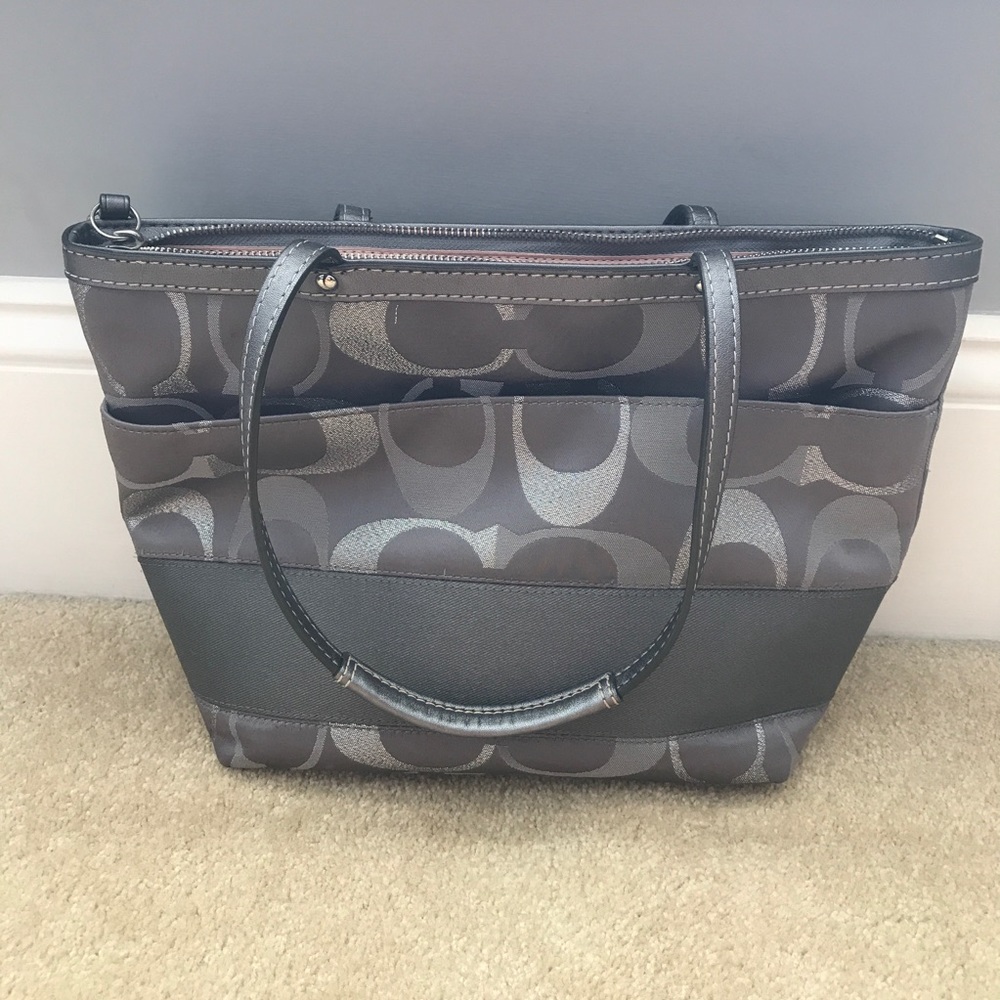 Coach silver/grey purse - Picture 2 of 5